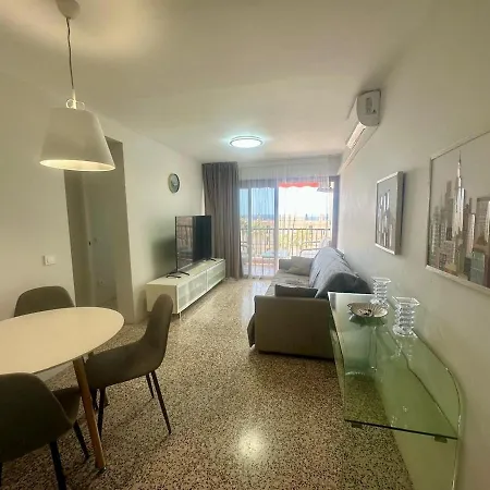 Seaside Two Bedroom Daire *