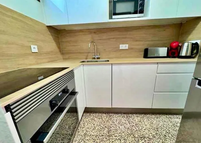 Seaside Two Bedroom *