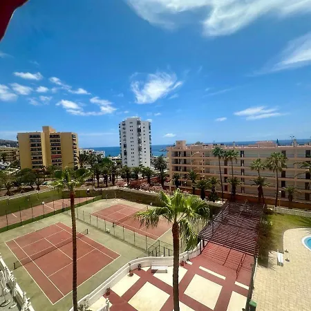 Seaside Two Bedroom * Los Cristianos (Tenerife)