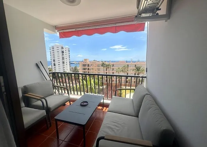 Apartment Seaside Two Bedroom Los Cristianos (Tenerife)