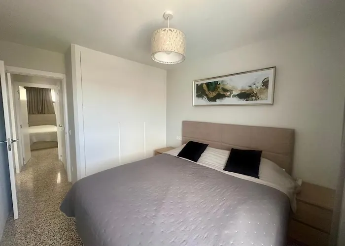 Seaside Two Bedroom Los Cristianos (Tenerife)